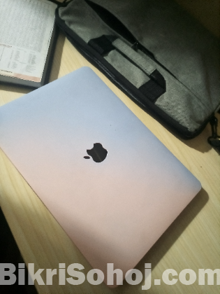 MacBook pro 13 